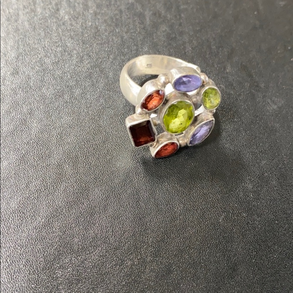 Silver Ring - Picture 3 of 3